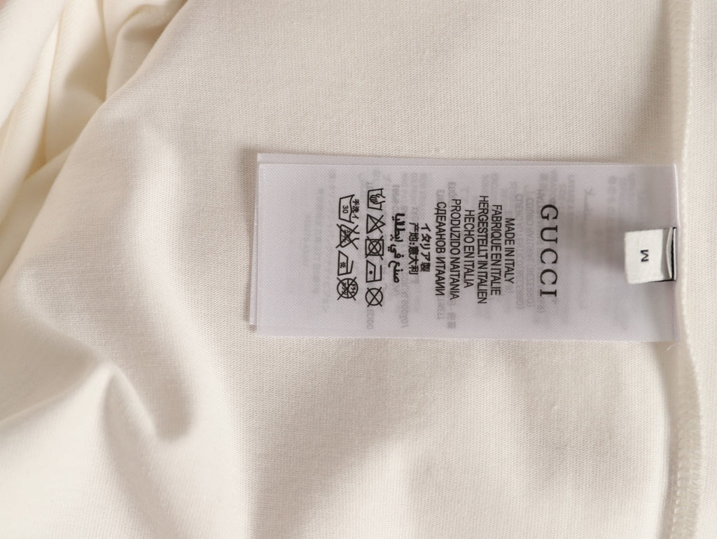 Gucci Interlocking-G Square Lettering T-Shirt - Cream with Red and Green